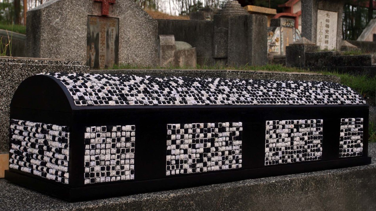 Get To Know Apikri's Eco Coffin History