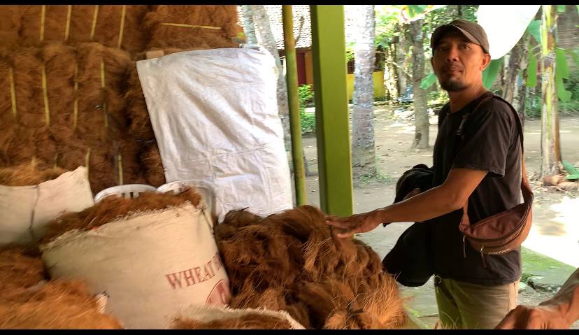 APIKRI Visits Coco Fiber Production House