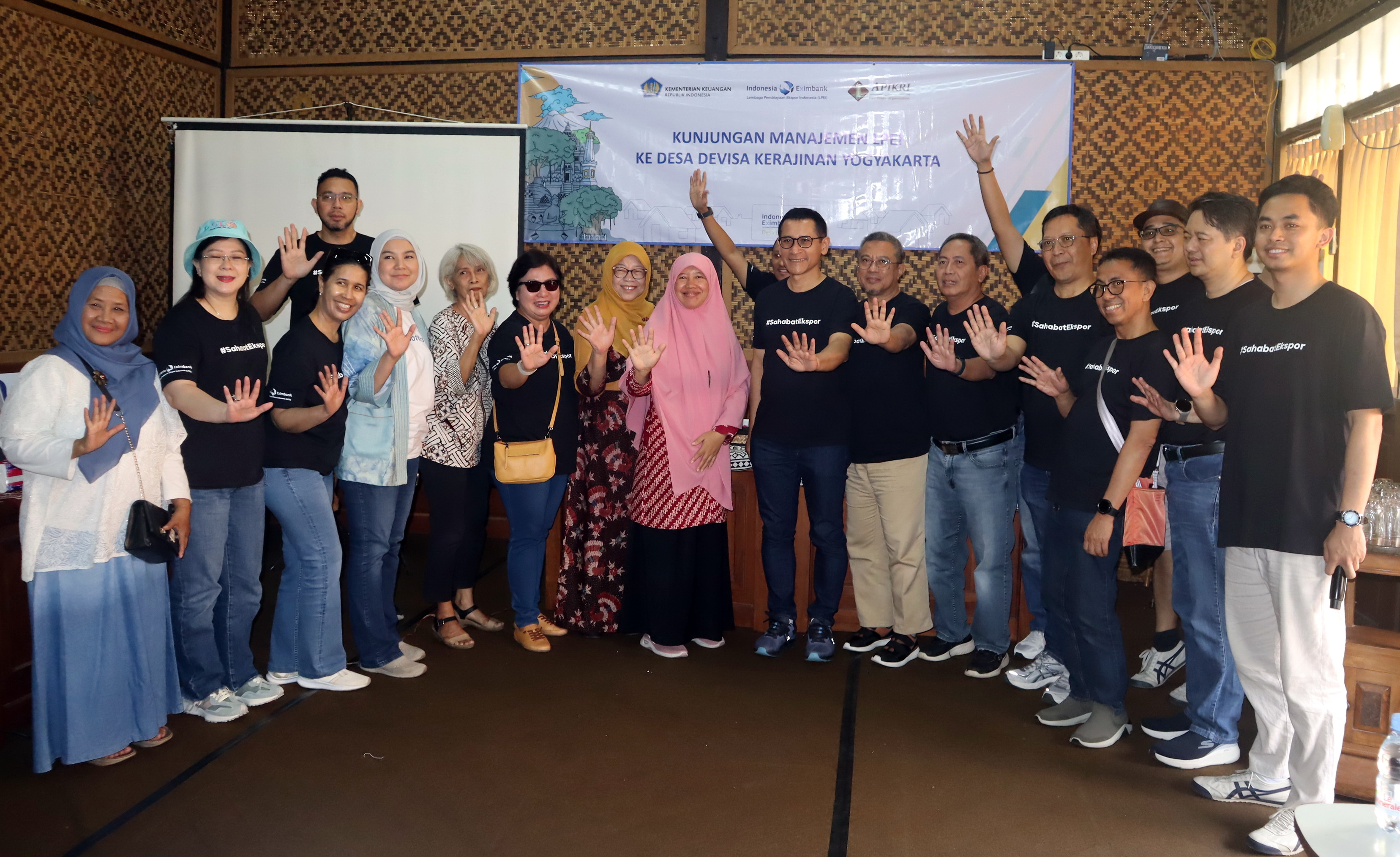 Eximbank�s Management Team Visits Apikri, a Celebrating a Successful Partnership