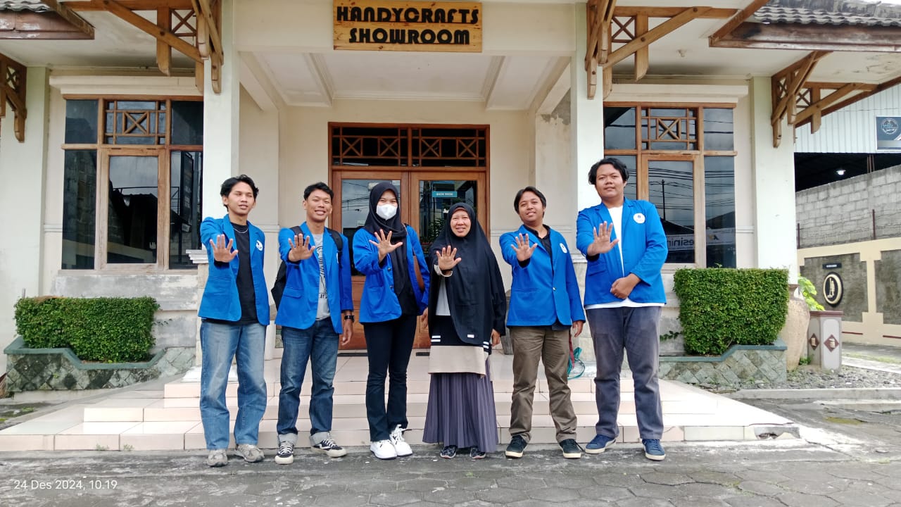 Six Mercubuana University Students Visited  Apikri 