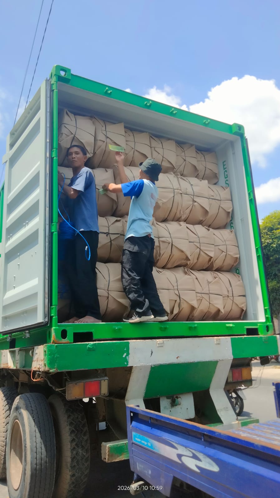 apikri-sends-another-full-container-of-natural-coffins-to-the-uk
