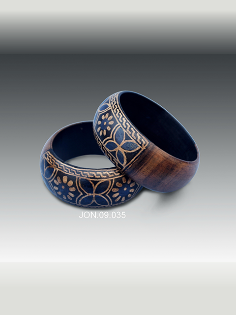 wooden-bracelet-blue-kawung-and-flower
